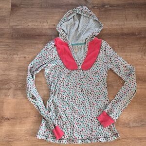 Daytrip Polka dot Long Sleeve Shirt  with Hood size medium
